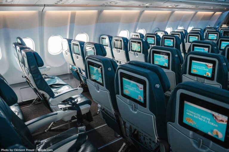 window vs aisle seat guide